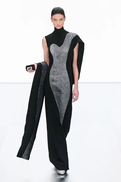 Look 28